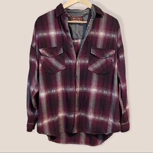 ✨SALE✨ Vintage International News Burgundy Button Up